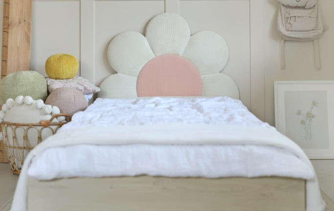 Łóżko Podłogowe Dziecięce Daisy Stokrotka Legs Basic - Kwiatowy Design Rośnie Razem z Dzieckiem
