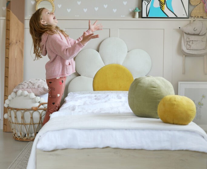 Łóżko Podłogowe Dziecięce Daisy Stokrotka Legs Basic - Kwiatowy Design Rośnie Razem z Dzieckiem