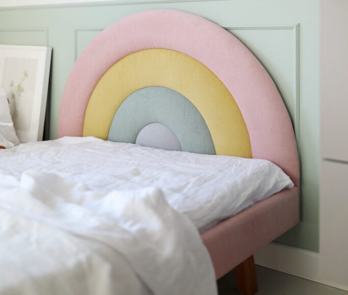 Tapicerowane Łóżko Dziecięce Rainbow Tęcza Legs Texti - Rosnące