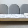 Rosnące Łóżko Dziecięce Sofa Legs Basic - Przytulna Sofa z Tapicerowanymi Panelami