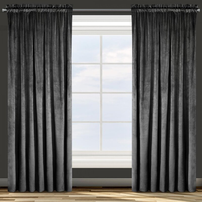 Zasłona welwetowa D91 Rosa czarna 135 X 300 cm – miękka w dotyku