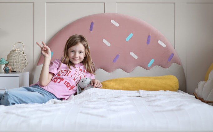 Łóżko Dziecięce Confetti Double Bed - Podwójne Łóżko Tapicerowane Z Wysuwaną Szufladą