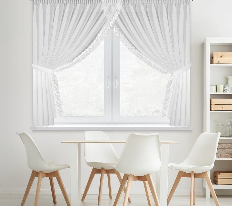 Firana gotowa Hestia 1 biała 400 X 160 CM – rozjaśnia wnętrze
