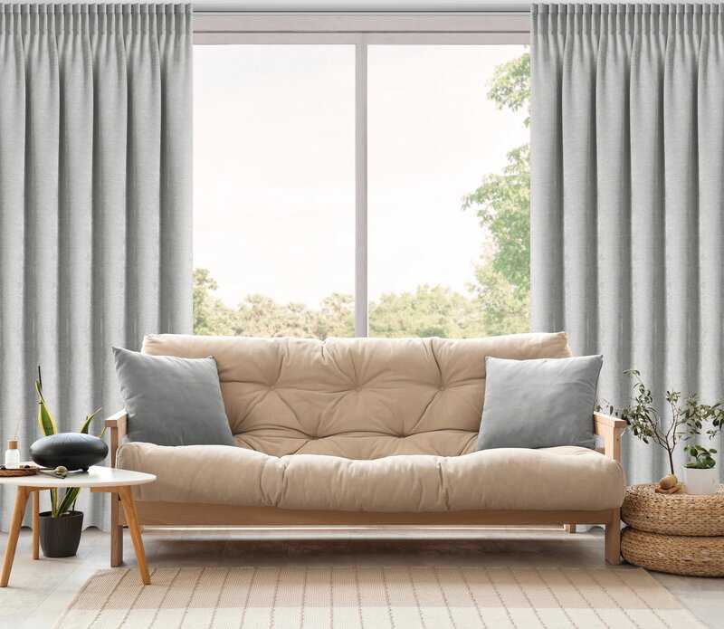 Zasłona gotowa Nilo srebrna 140 X 270 cm – miękka i przytulna