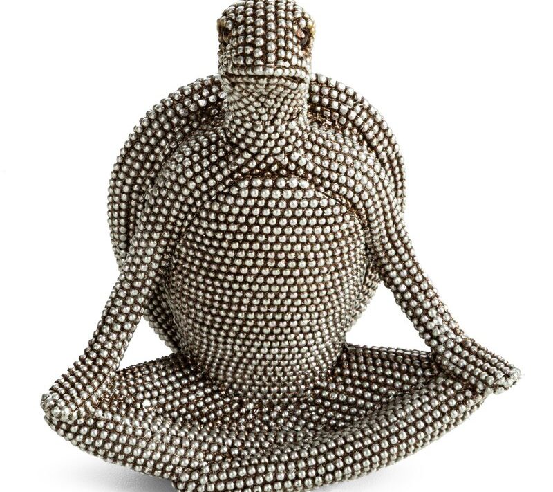Figurka ceramiczna Eldo srebrna 10 X 6 X 10 CM – do salonu i biura