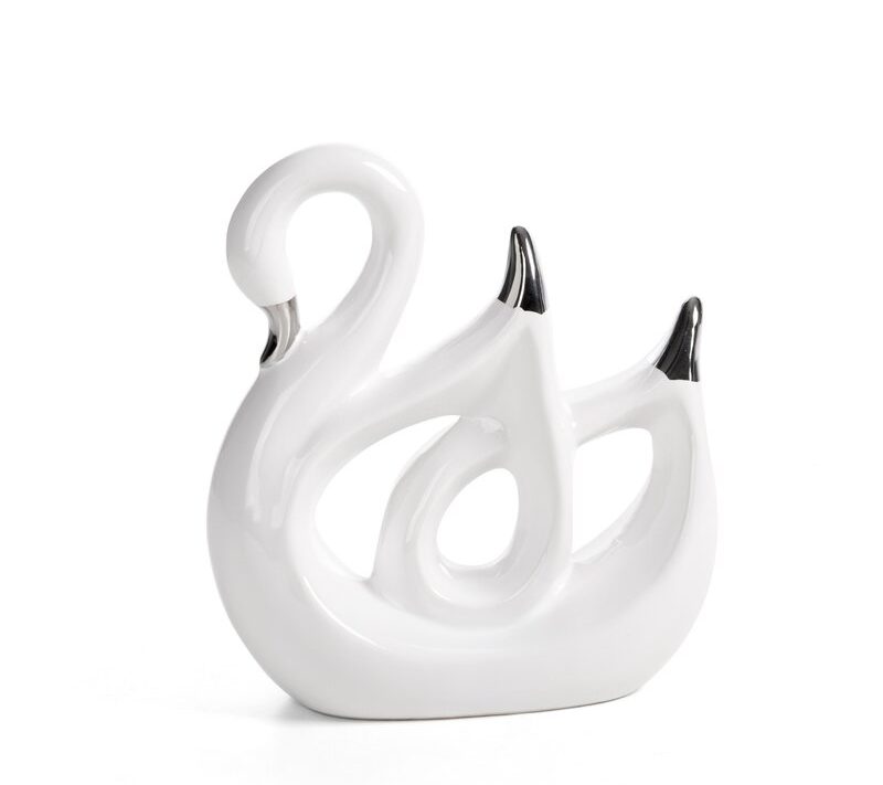 Figurka ceramiczna Alina biała 17 X 7 X 19 CM – na komodę i półkę