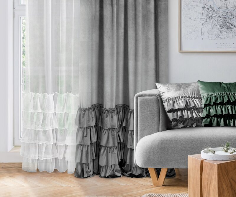 Zasłona gotowa Charlotte1 z falbanami stalowa 140 X 250 cm – idealna do sypialni