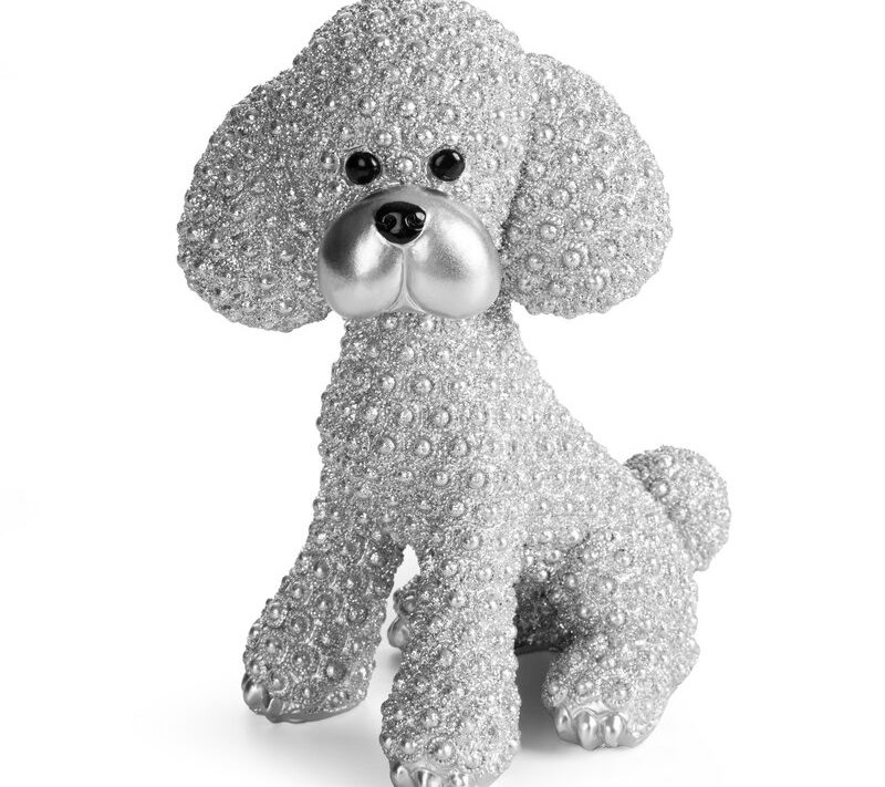 Figurka dekoracyjna Senti srebrna 14 X 10 X 18 CM – uroczy piesek ceramiczny