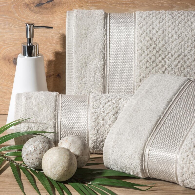 Ręcznik Milan biały 30 X 50 CM – miękki i puszysty