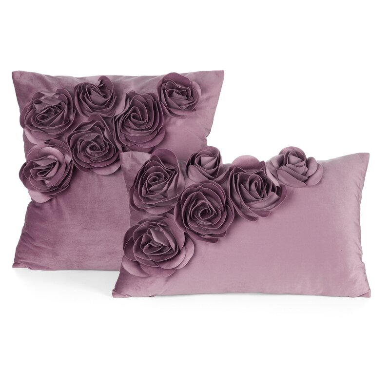 Poszewka Flores 1 ciemnoróżowa 30 X 50 CM – welwetowa z aplikacją róży