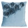 Poszewka dekoracyjna Flores 1 ciemnoniebieska 45 X 45 CM – welwetowa z różami
