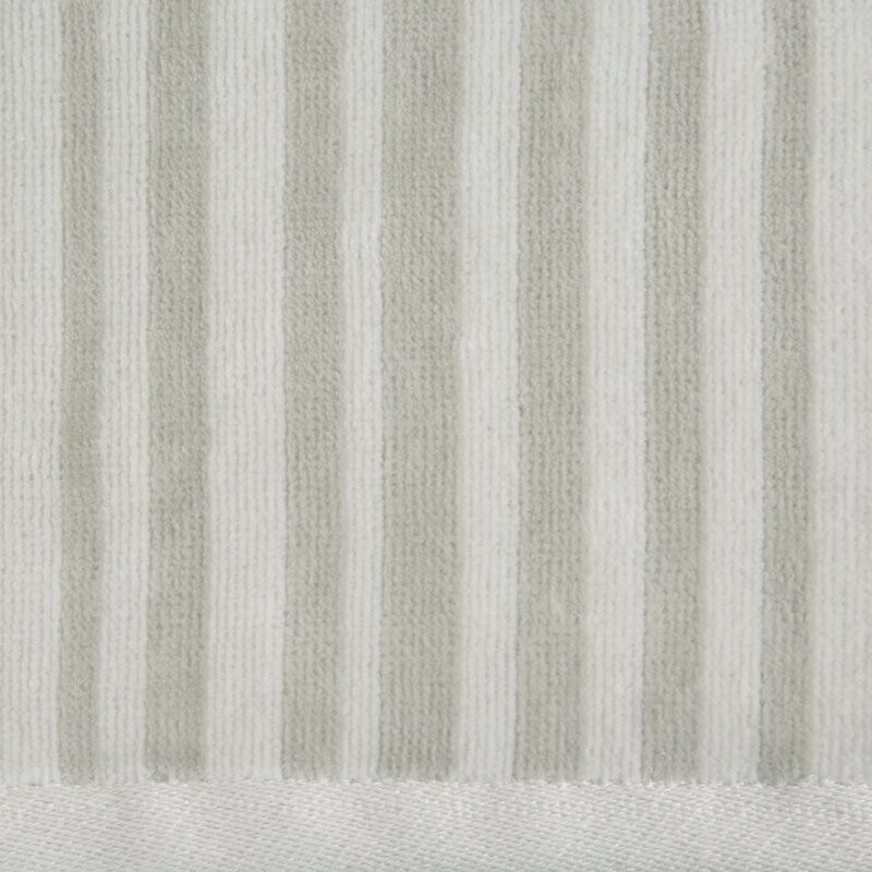 Ręcznik Claudia srebrny 50 X 90 cm – miękki i chłonny
